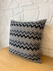 SEYMEN ALİ KIRLENT / YASTIK KILIFI / TEK PARÇA / LACİVERT- DESENLİ